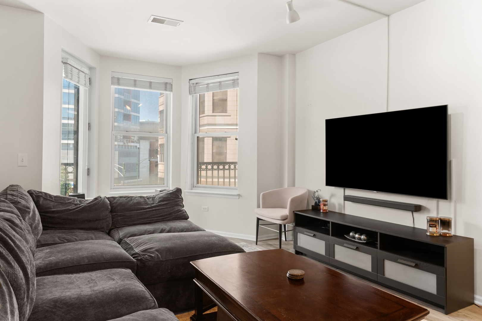 520 N Halsted Street Unit: 305