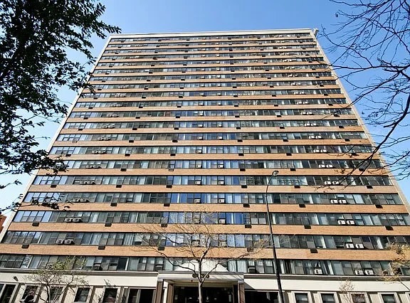 6030 N Sheridan Road Unit: 1811