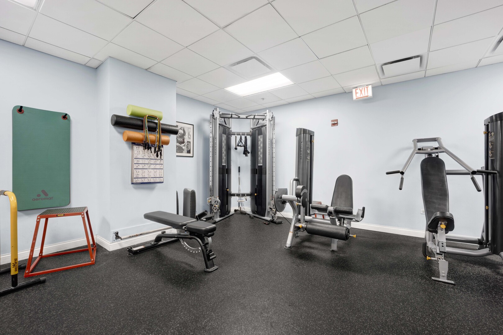 8 W Monroe Street Unit: 2001