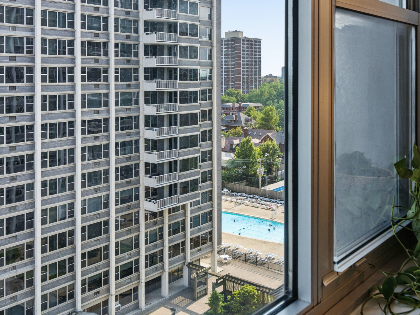 4250 N Marine Drive Unit: 1123