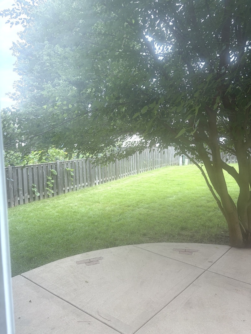 2384 LUNDQUIST Drive