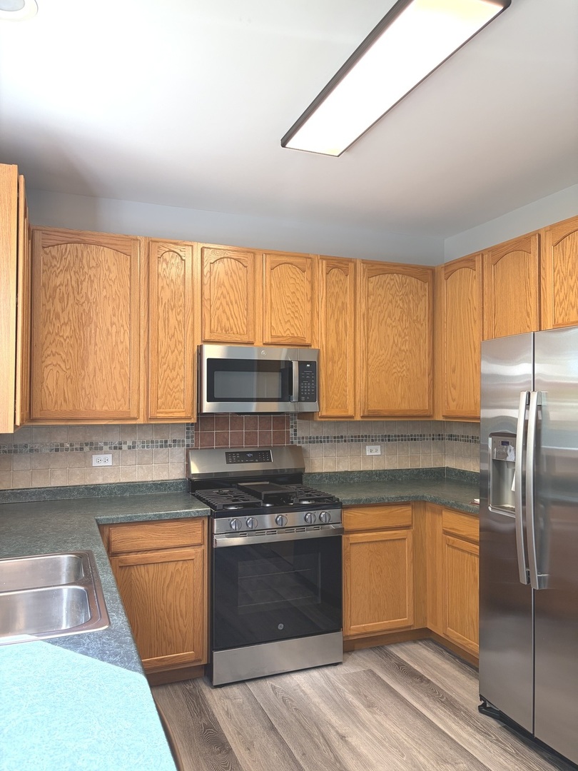 2384 LUNDQUIST Drive