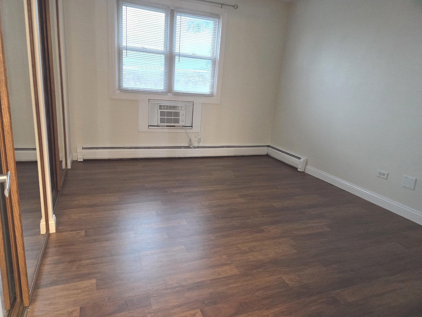 5950 N Kenmore Avenue Unit: 505