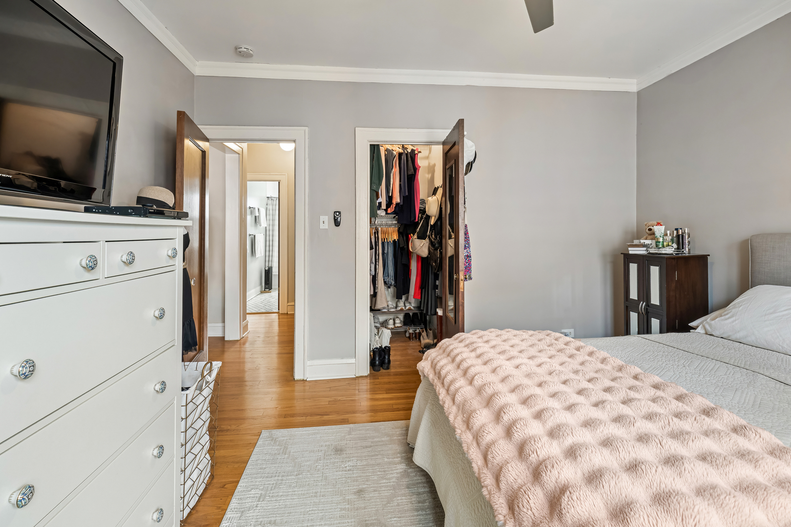 356 Ridge Avenue Unit: 6-3