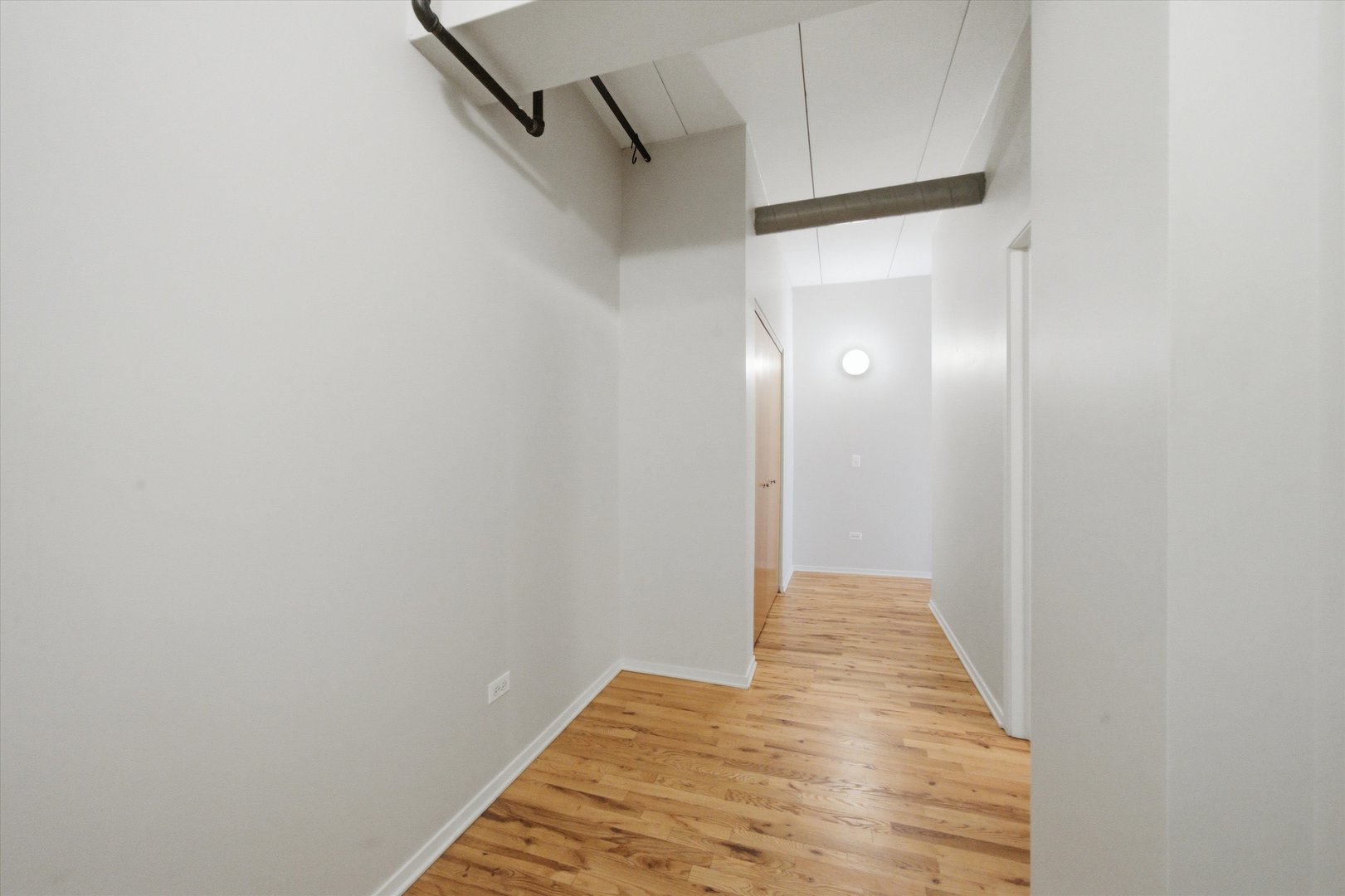 1430 S MICHIGAN Avenue Unit: 409