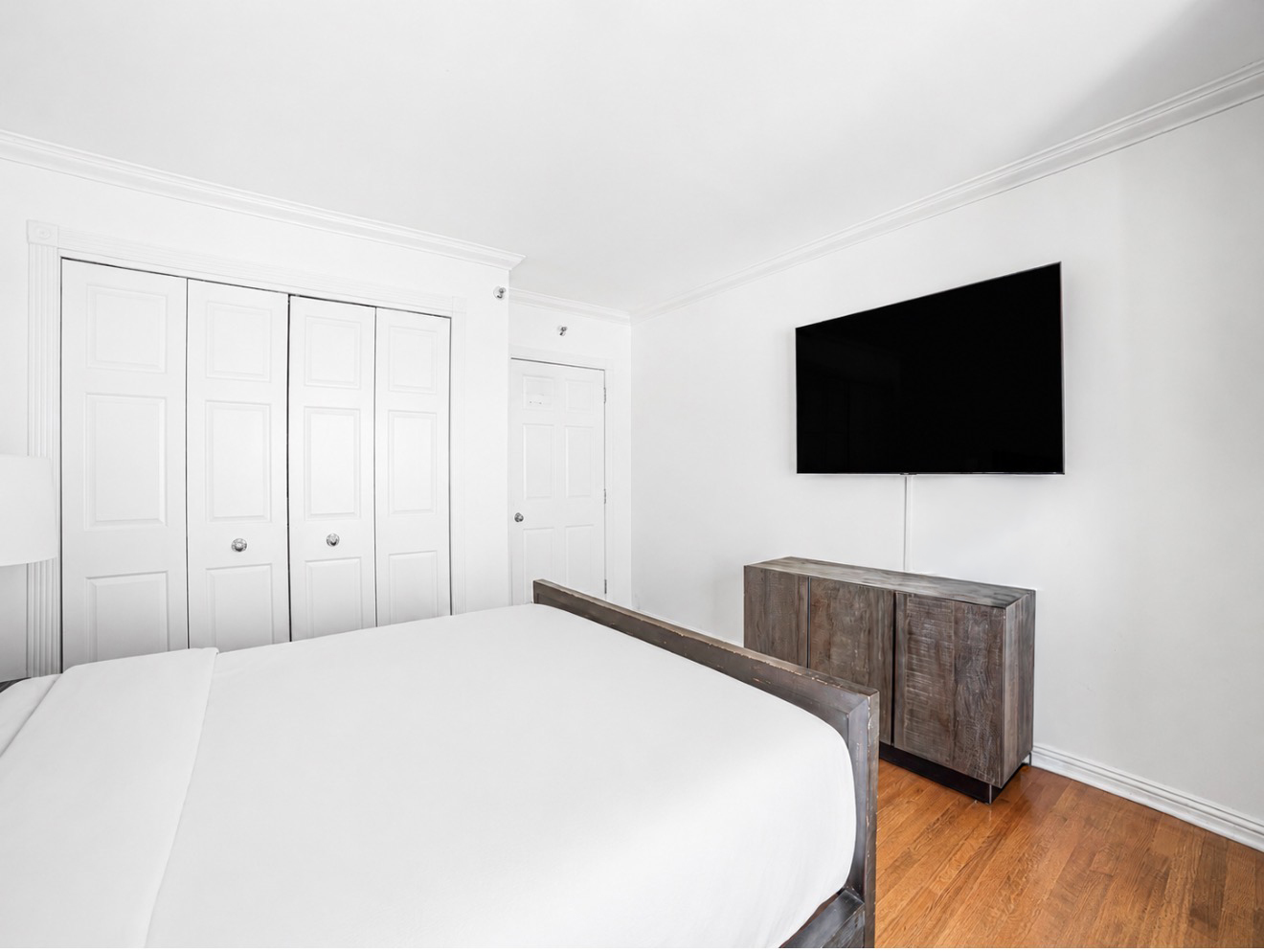 100 E Huron Street Unit: 3504