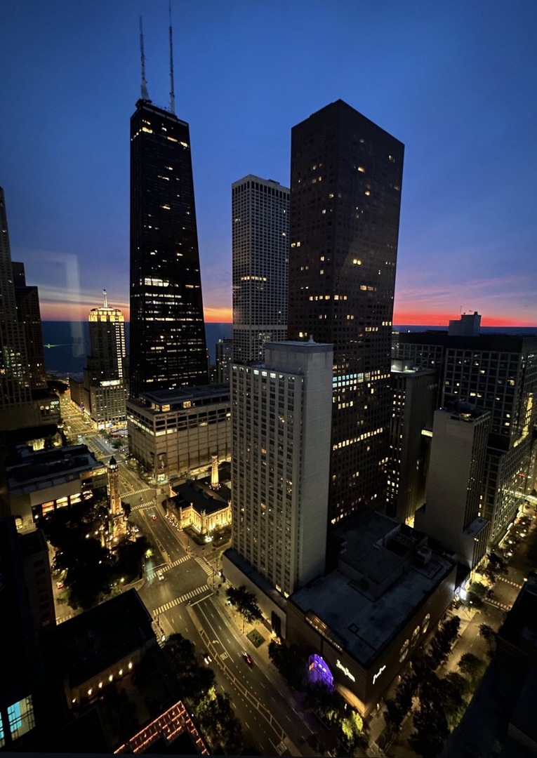 100 E Huron Street Unit: 3504