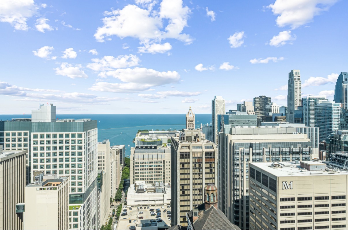 100 E Huron Street Unit: 3504