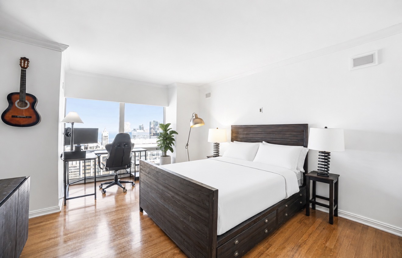 100 E Huron Street Unit: 3504