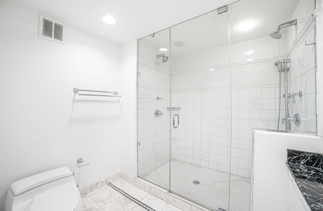 100 E Huron Street Unit: 3504