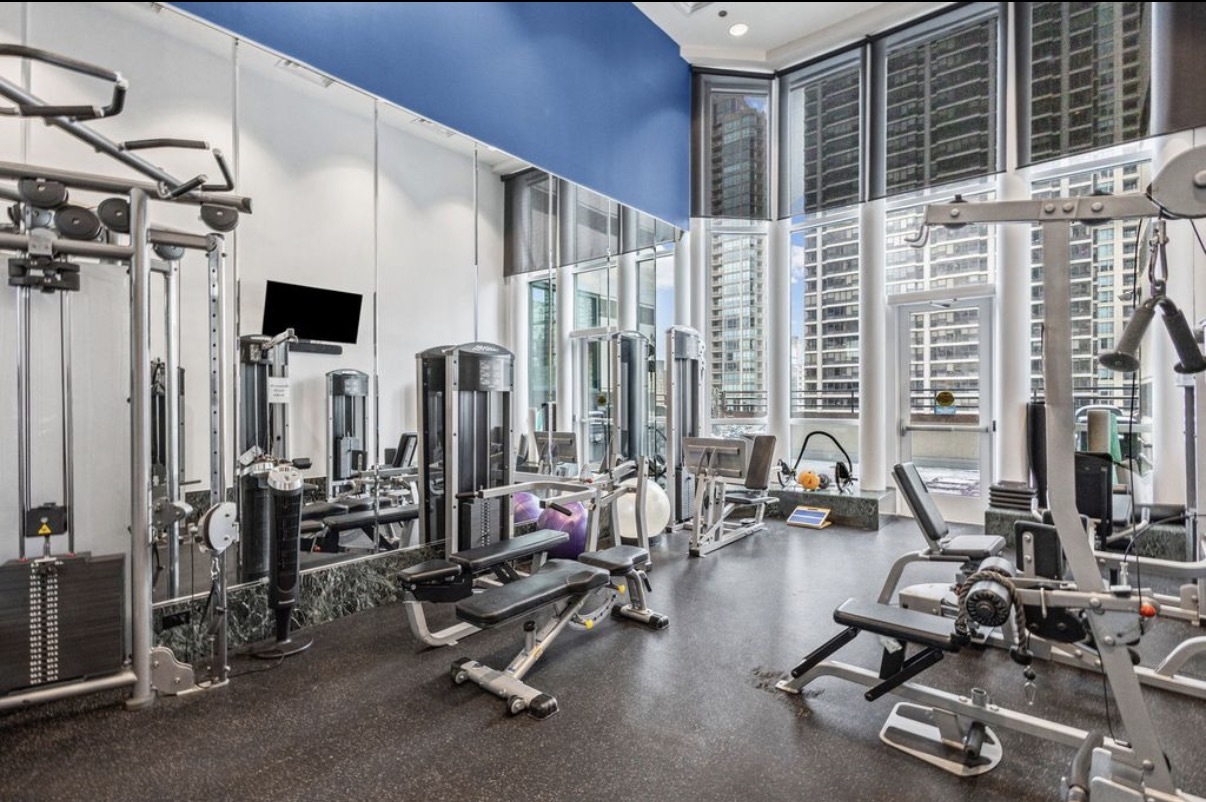 100 E Huron Street Unit: 3504