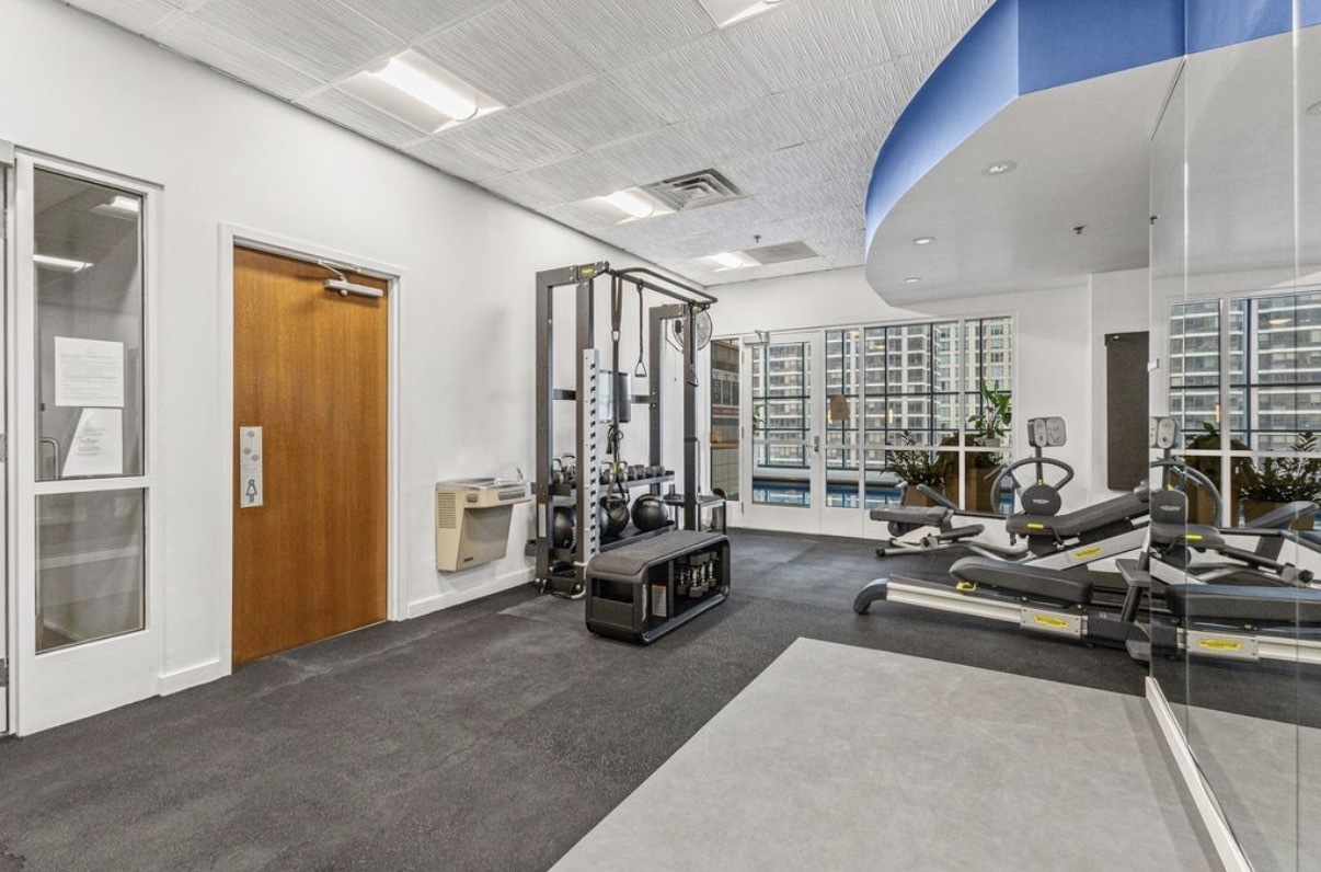 100 E Huron Street Unit: 3504