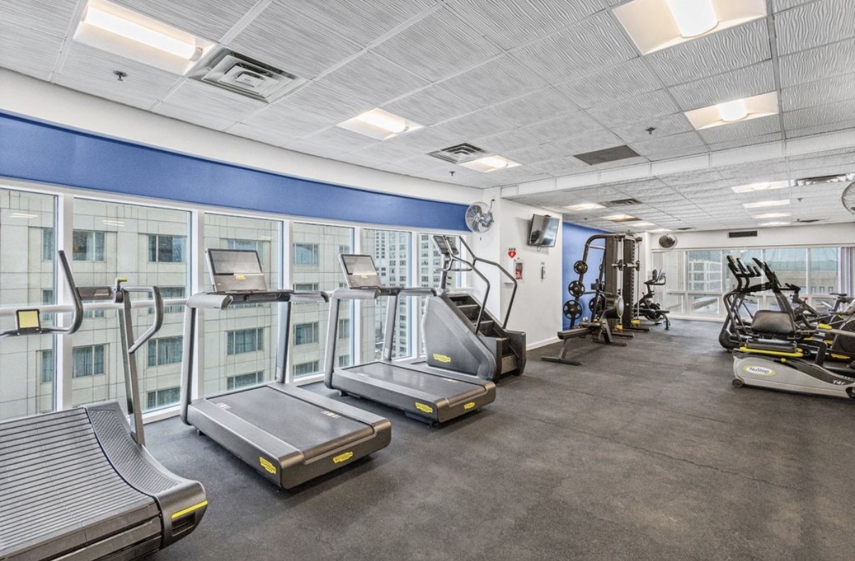 100 E Huron Street Unit: 3504