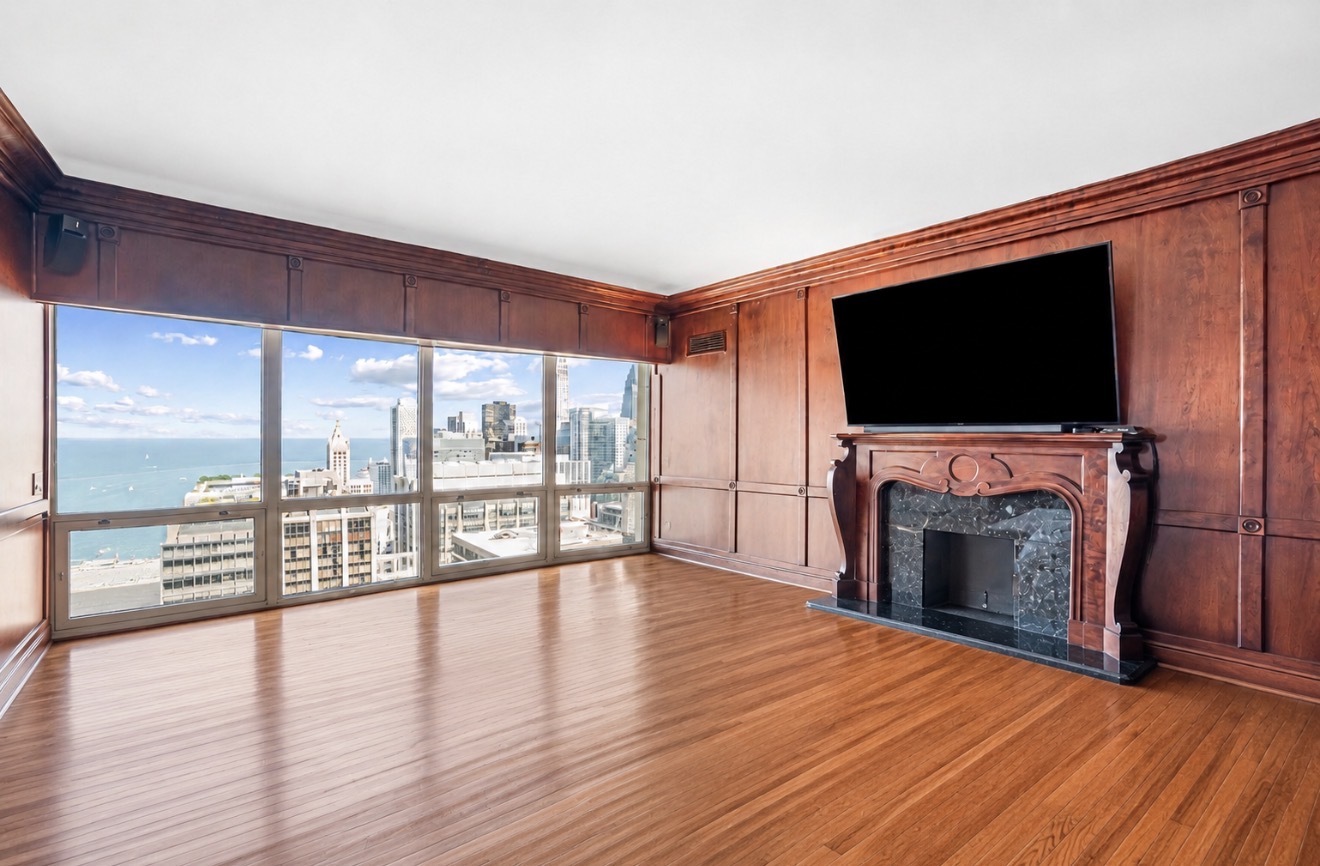 100 E Huron Street Unit: 3504