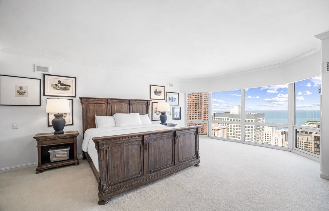 100 E Huron Street Unit: 3504