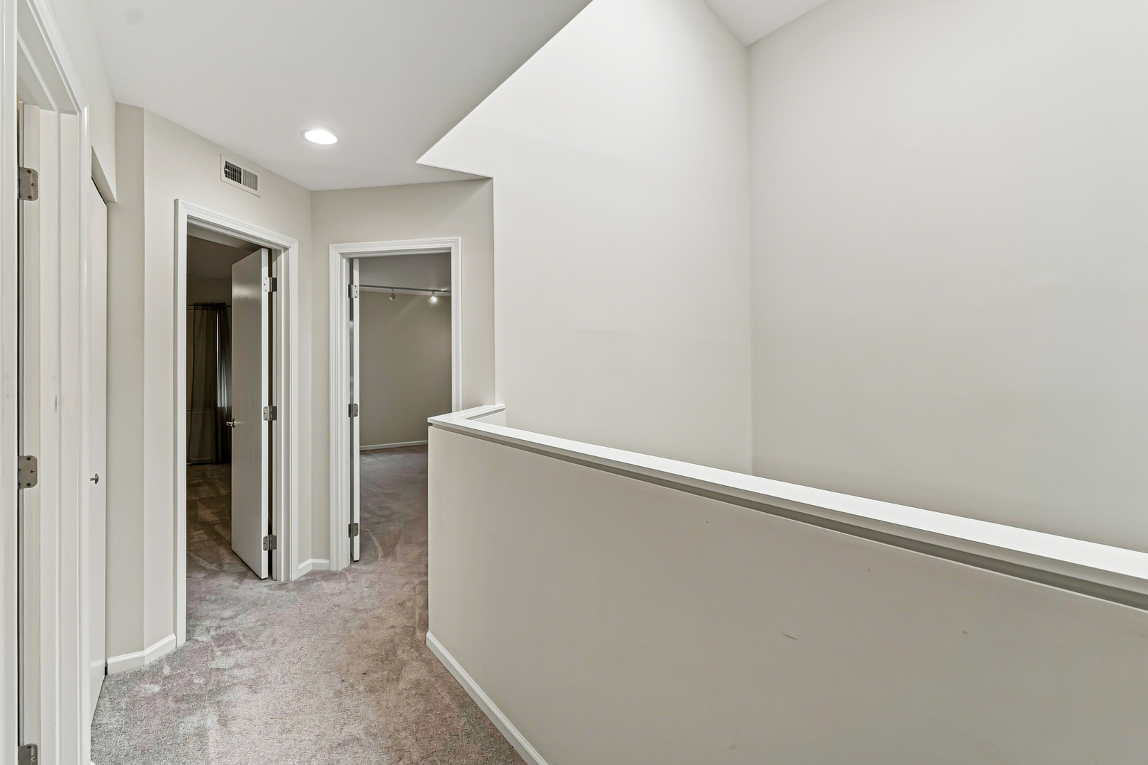 909 W Diversey Parkway Unit: 3W