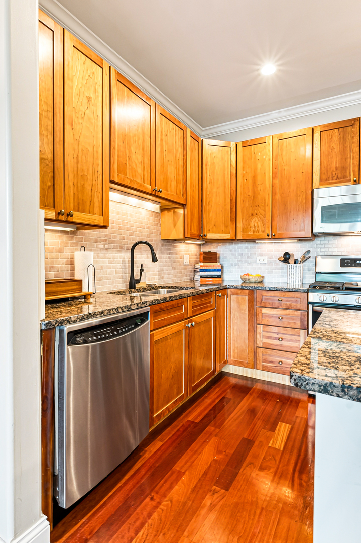 2235 N Lister Avenue Unit: 102