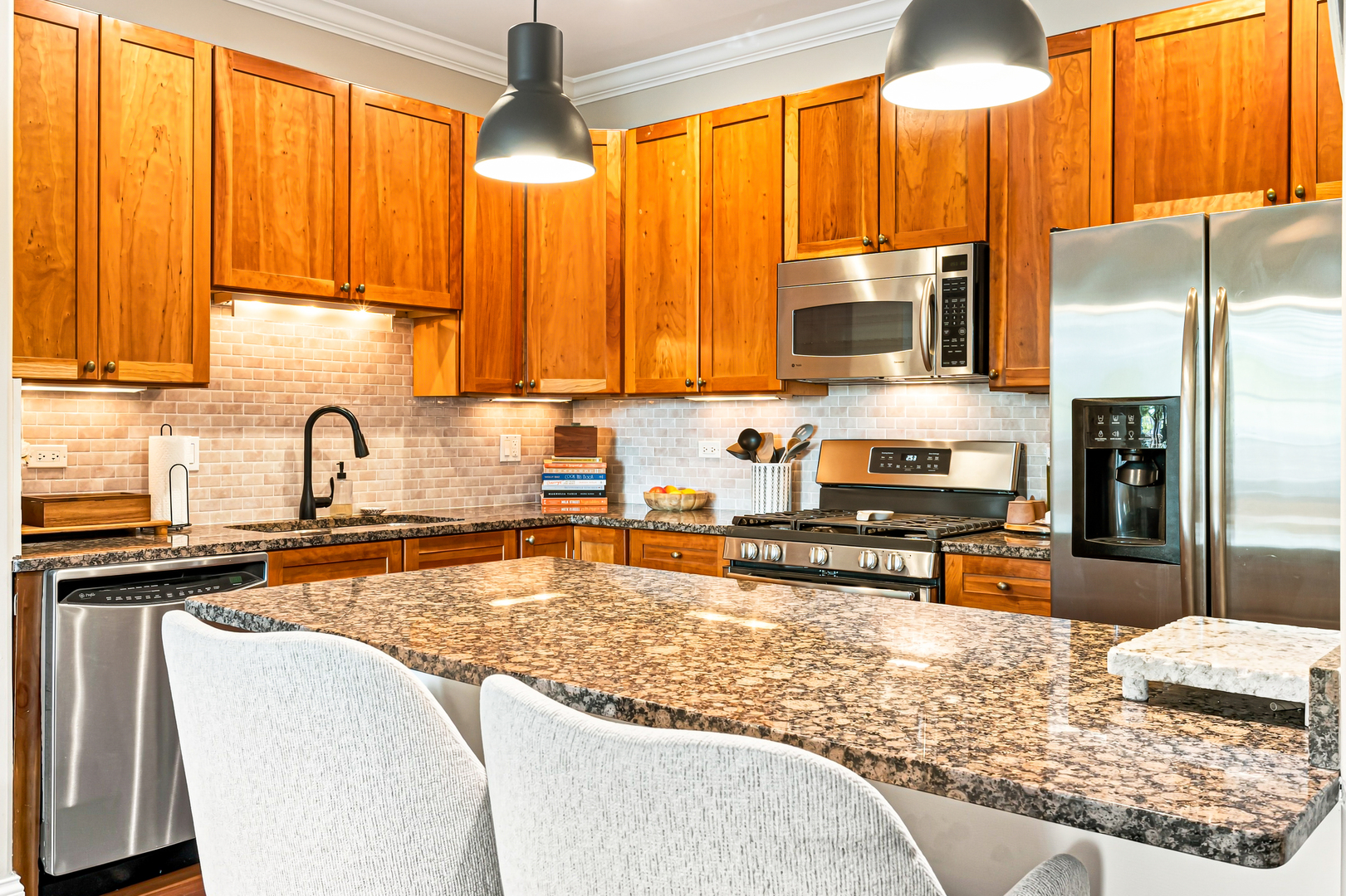 2235 N Lister Avenue Unit: 102