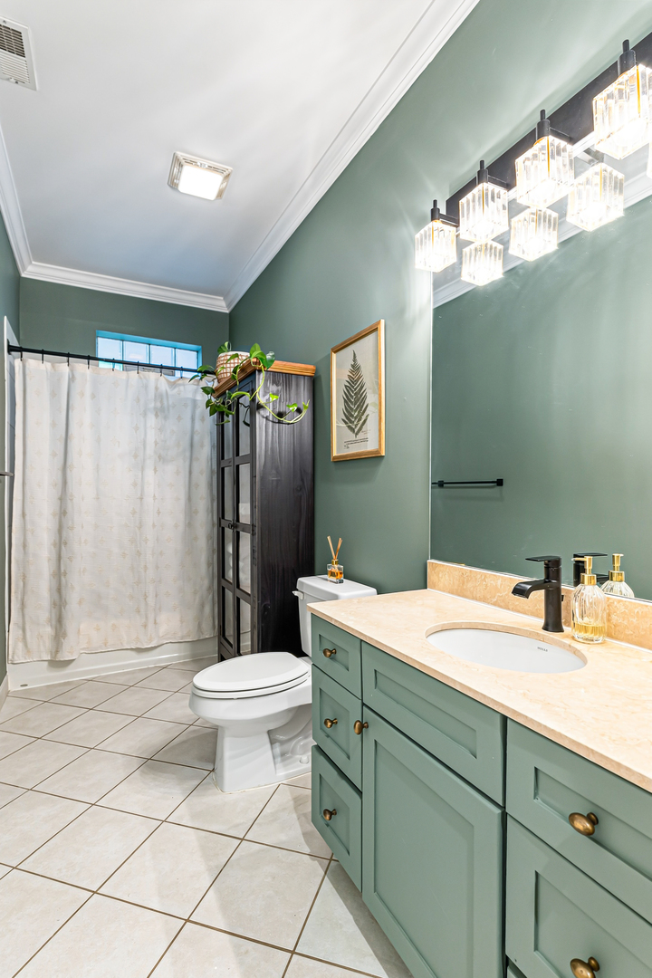 2235 N Lister Avenue Unit: 102