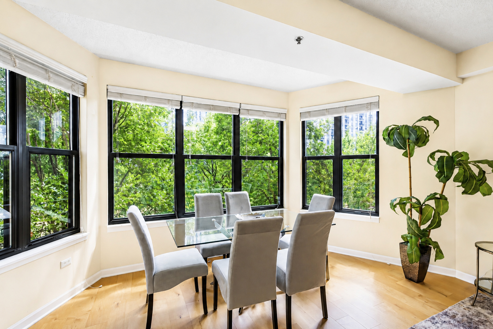 1250 S Indiana Avenue Unit: 307