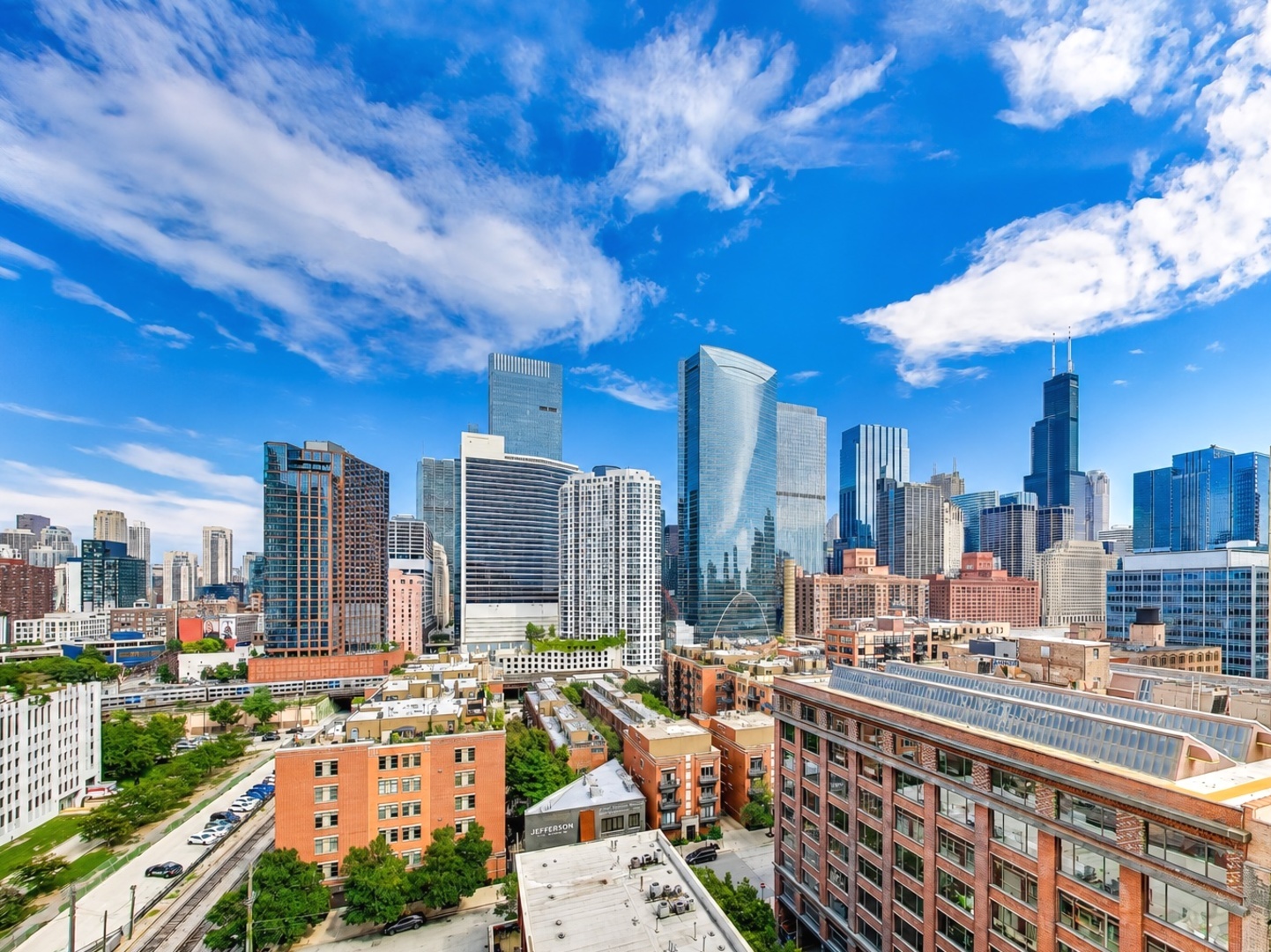 330 N Jefferson St #1403