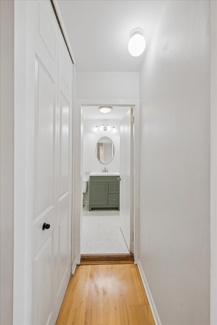 1255 N Sandburg Terrace Unit: 1508