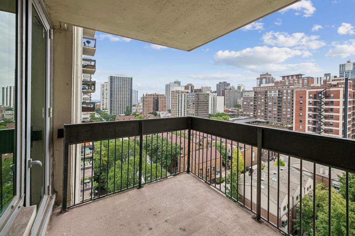 1255 N Sandburg Terrace Unit: 1508