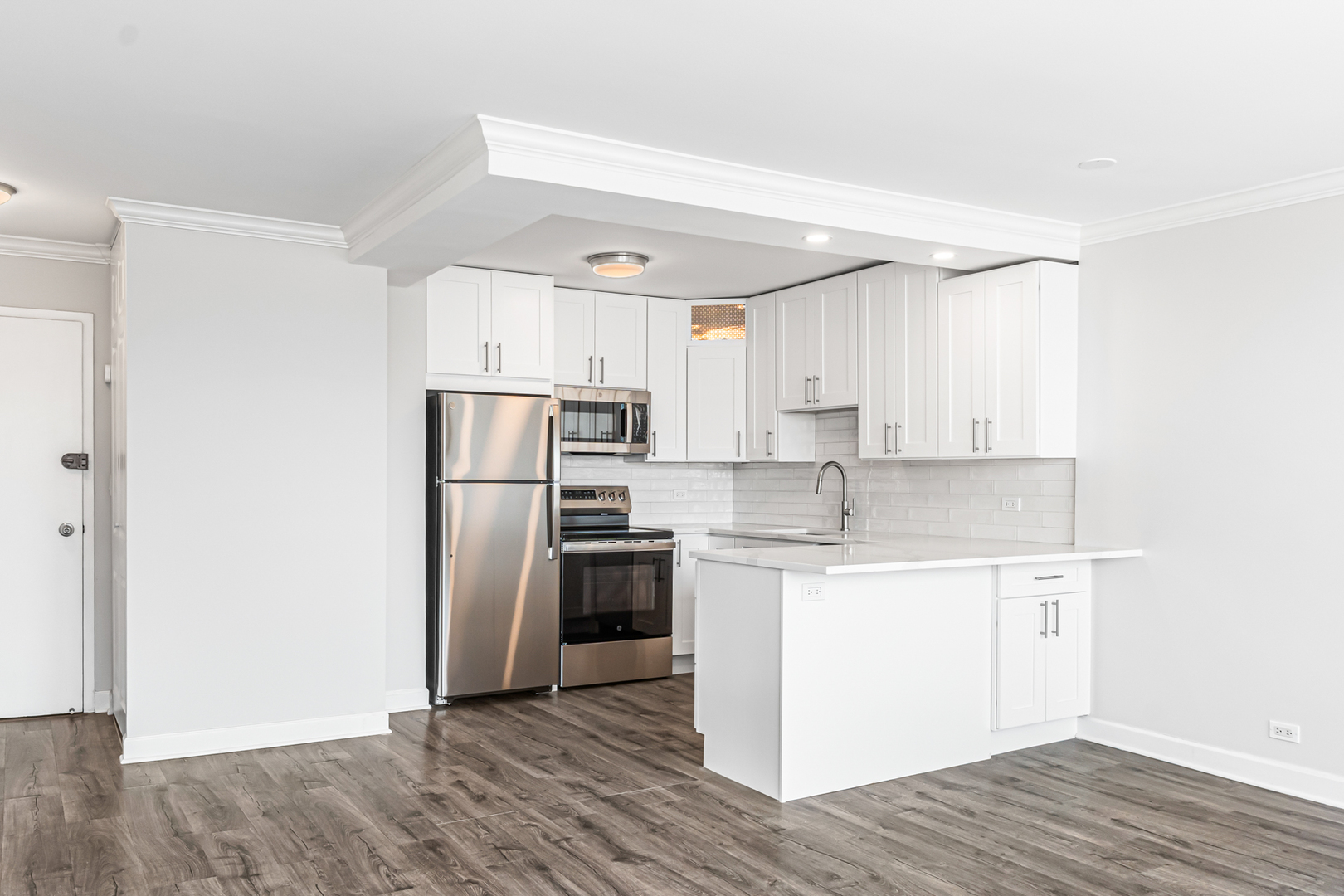 1360 N Sandburg Terrace Unit: 2603C