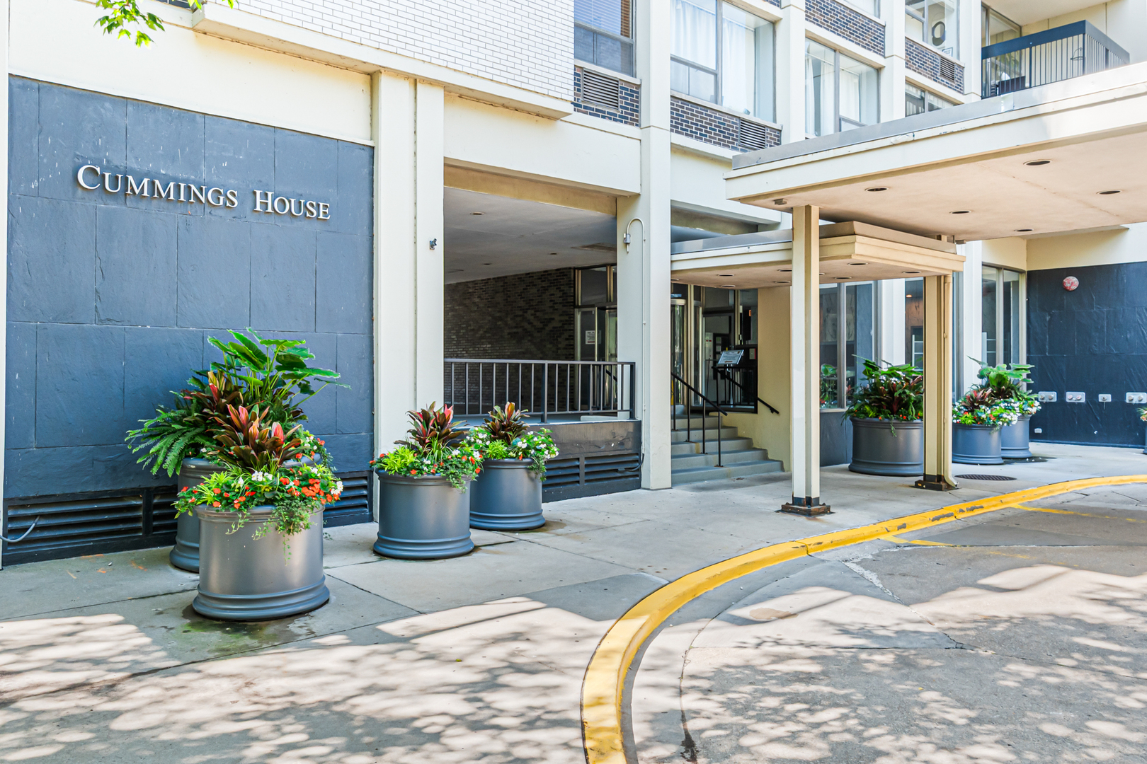 1360 N Sandburg Terrace Unit: 2603C