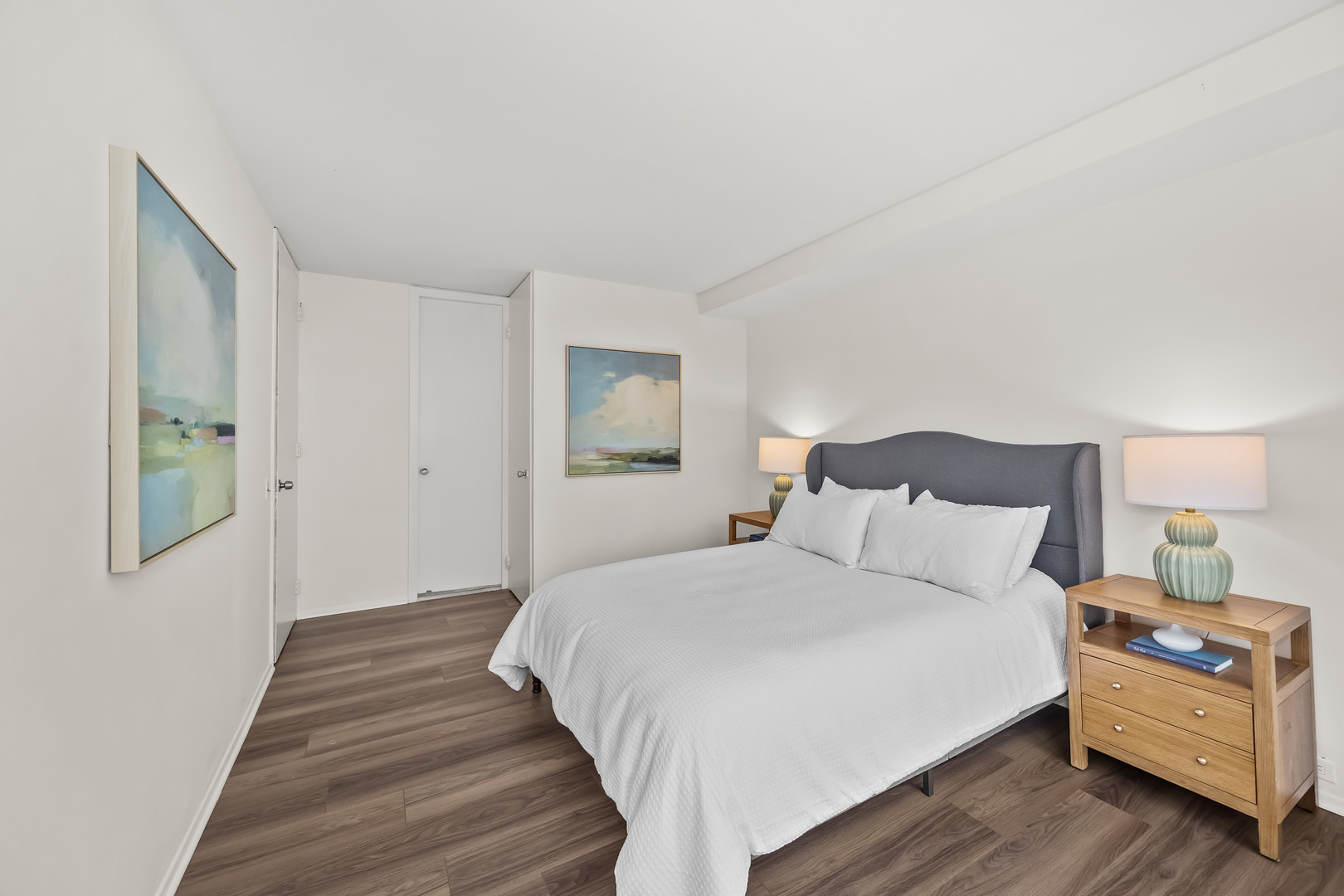 330 W DIVERSEY Parkway Unit: 705