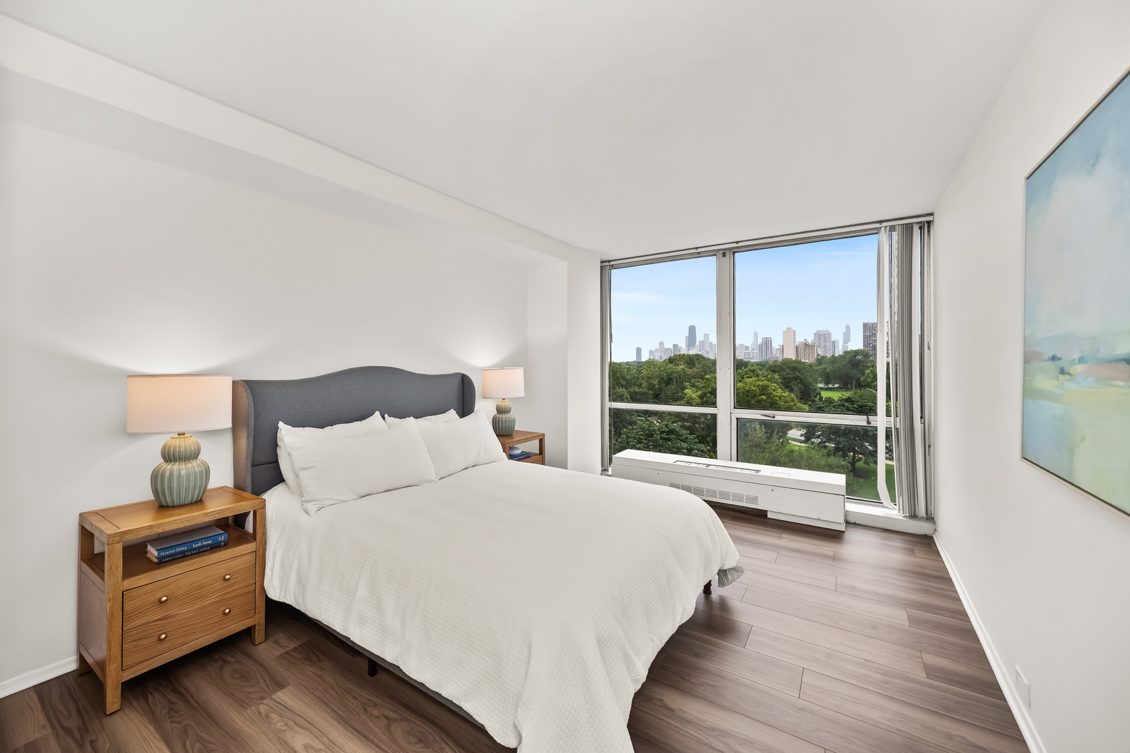 330 W DIVERSEY Parkway Unit: 705