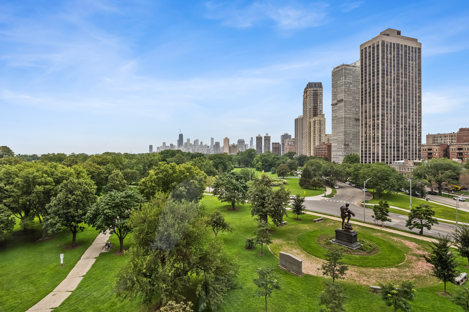 330 W DIVERSEY Parkway Unit: 705