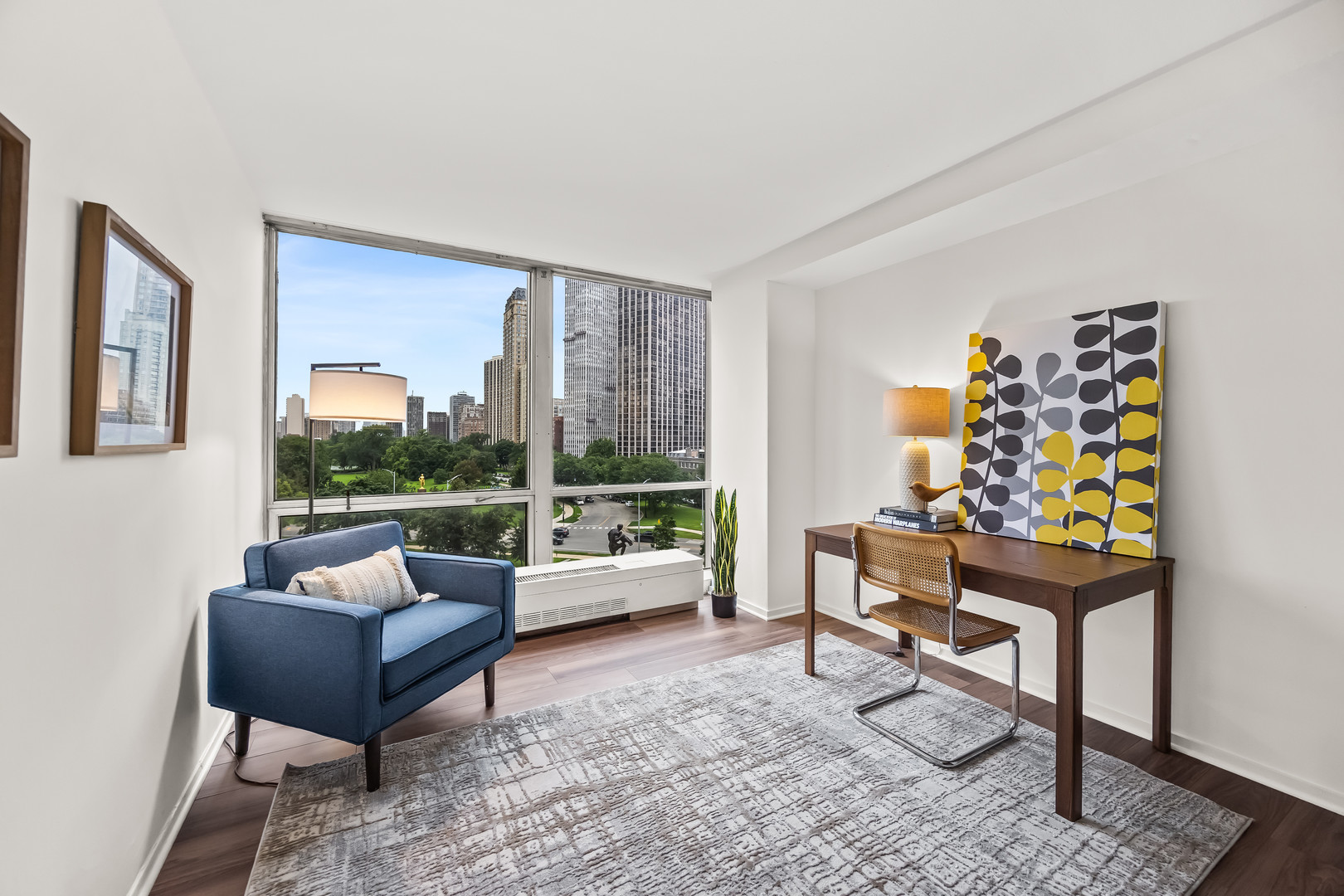 330 W DIVERSEY Parkway Unit: 705