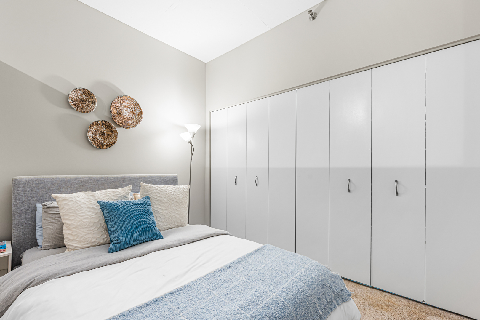 700 N Larrabee Street Unit: 1105