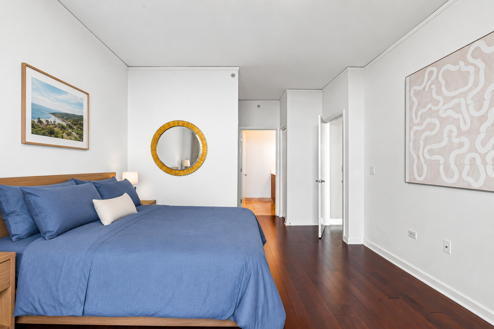 1901 S Calumet Avenue Unit: 2105