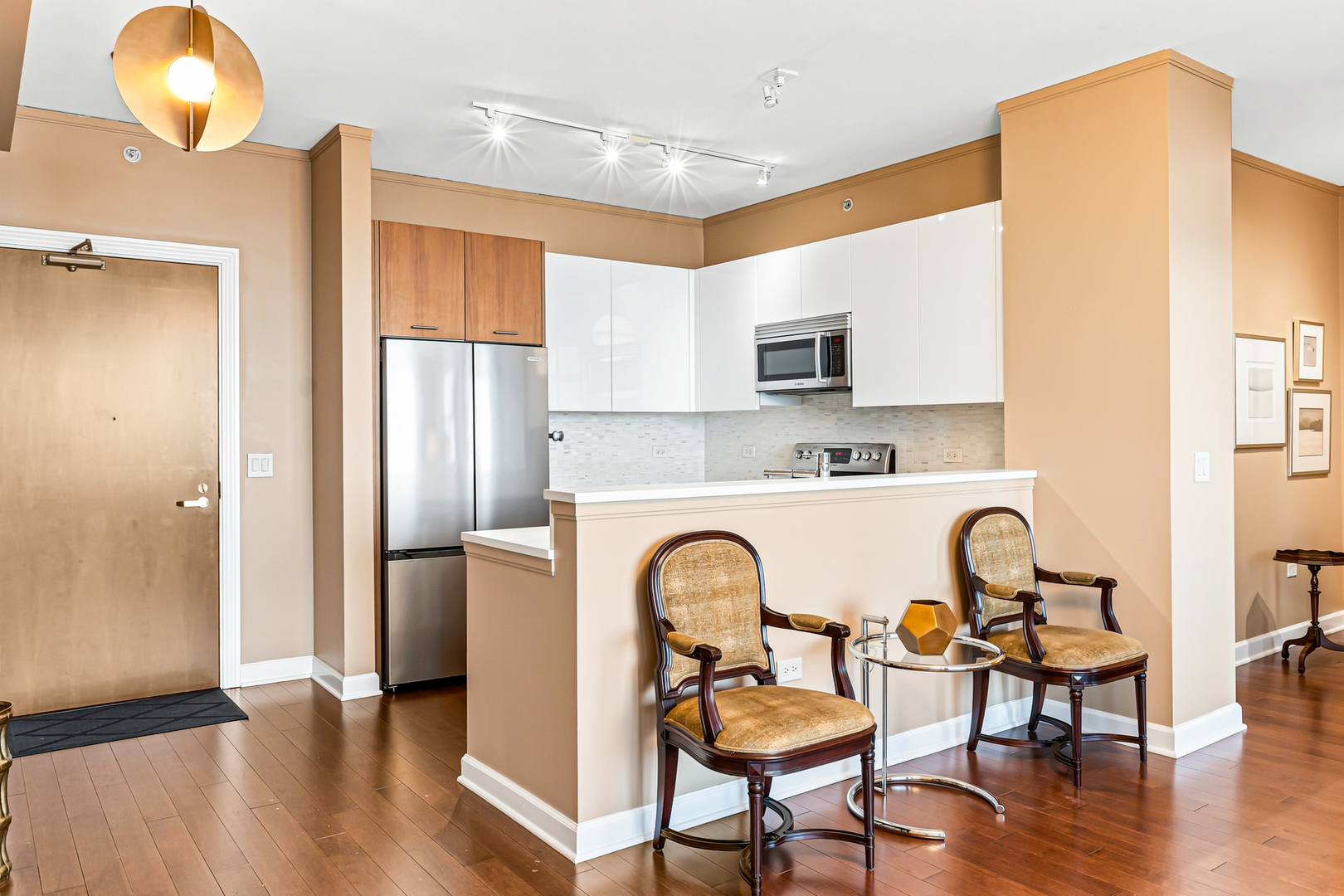 1901 S Calumet Avenue Unit: 2105