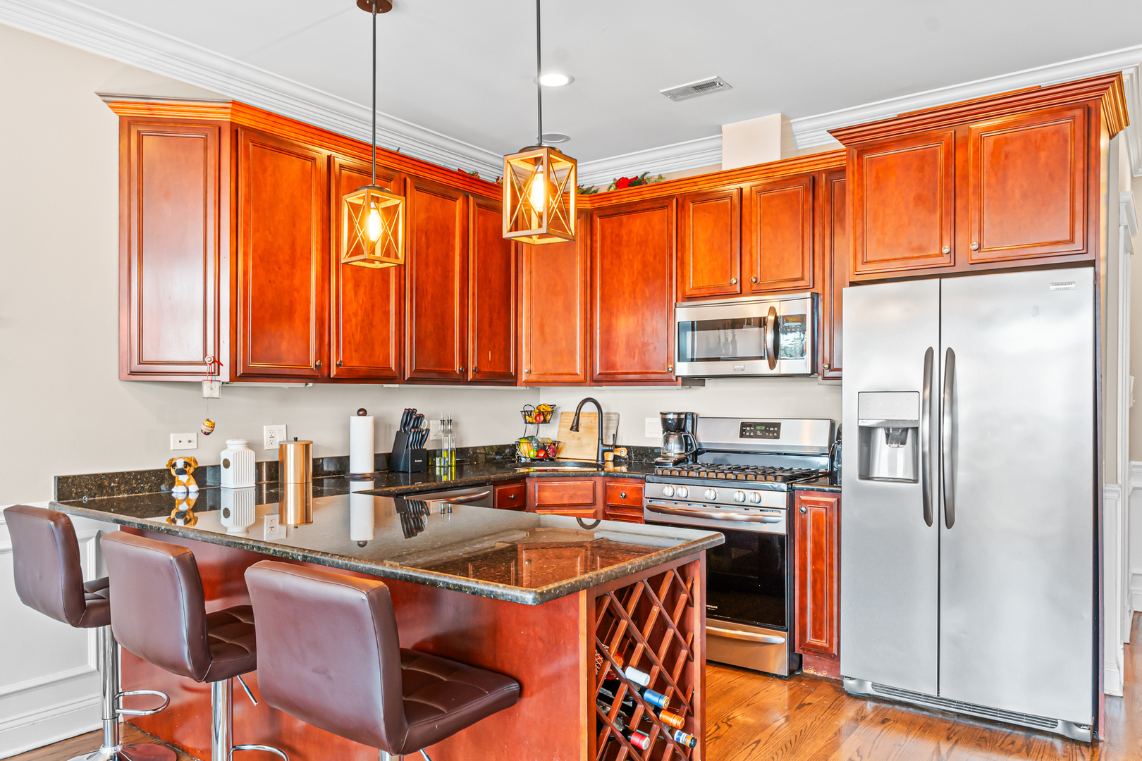 2248 W FOSTER Avenue Unit: 3