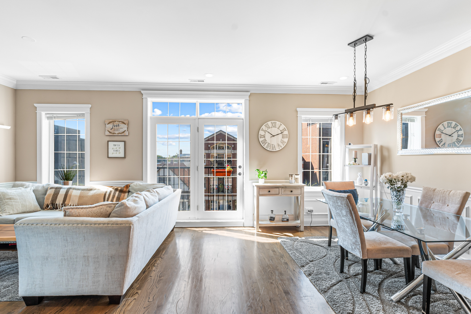 2248 W FOSTER Avenue Unit: 3