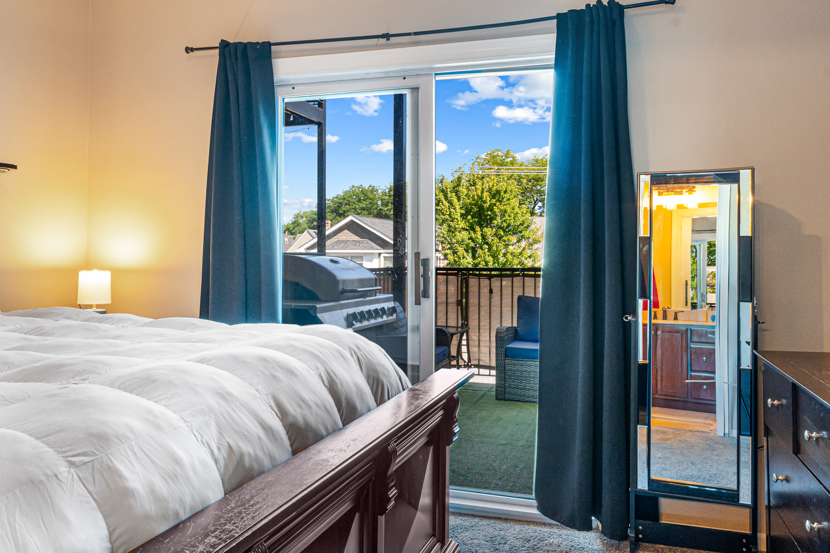 2248 W FOSTER Avenue Unit: 3