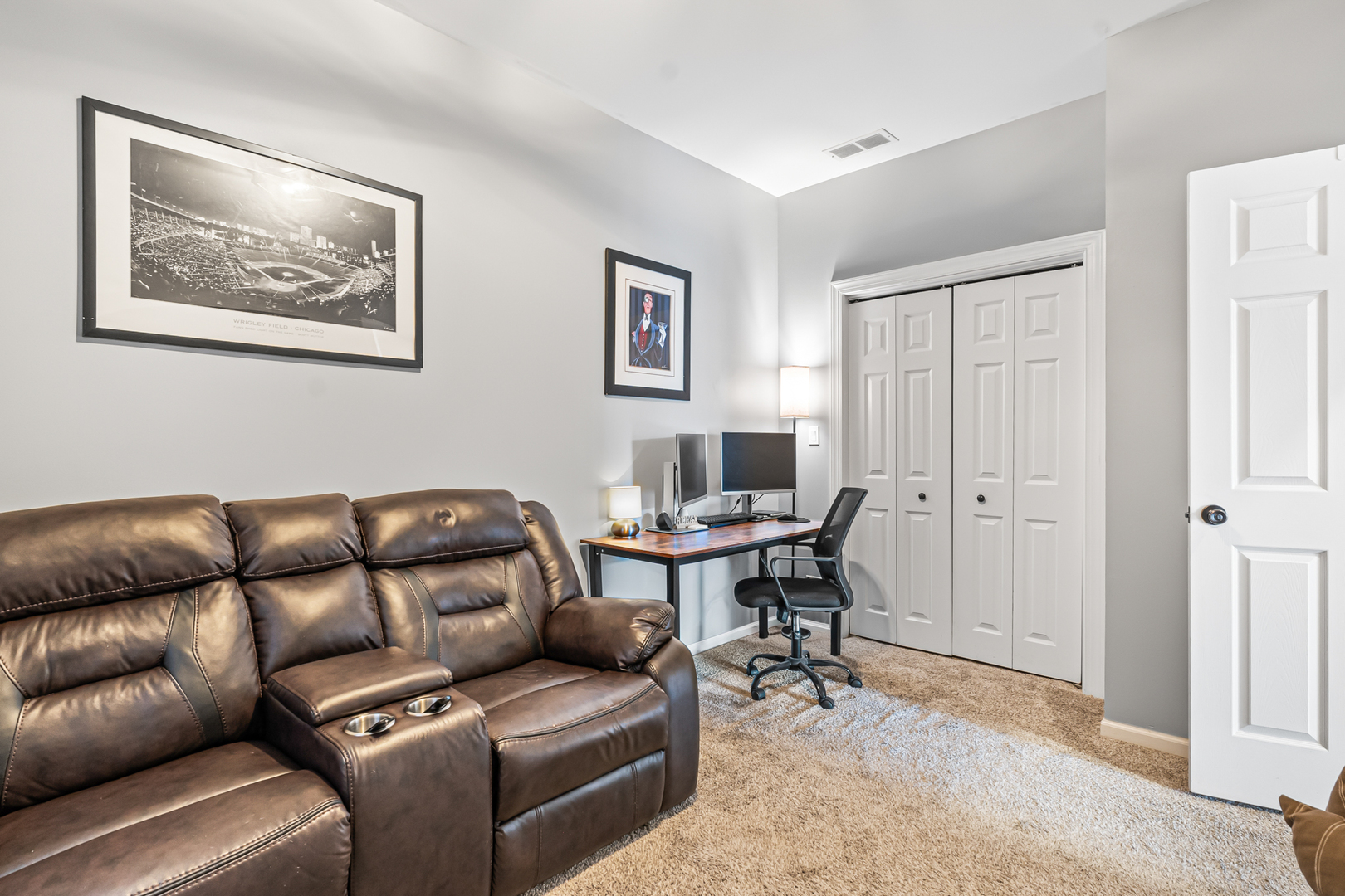 2248 W FOSTER Avenue Unit: 3