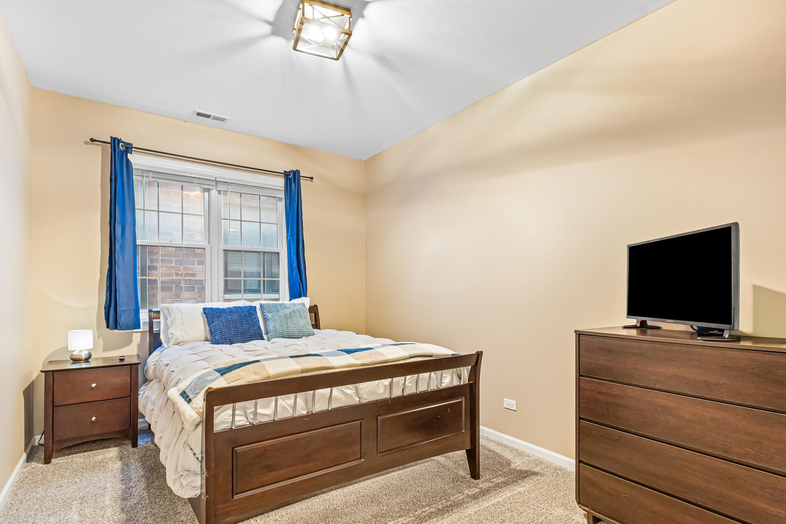 2248 W FOSTER Avenue Unit: 3