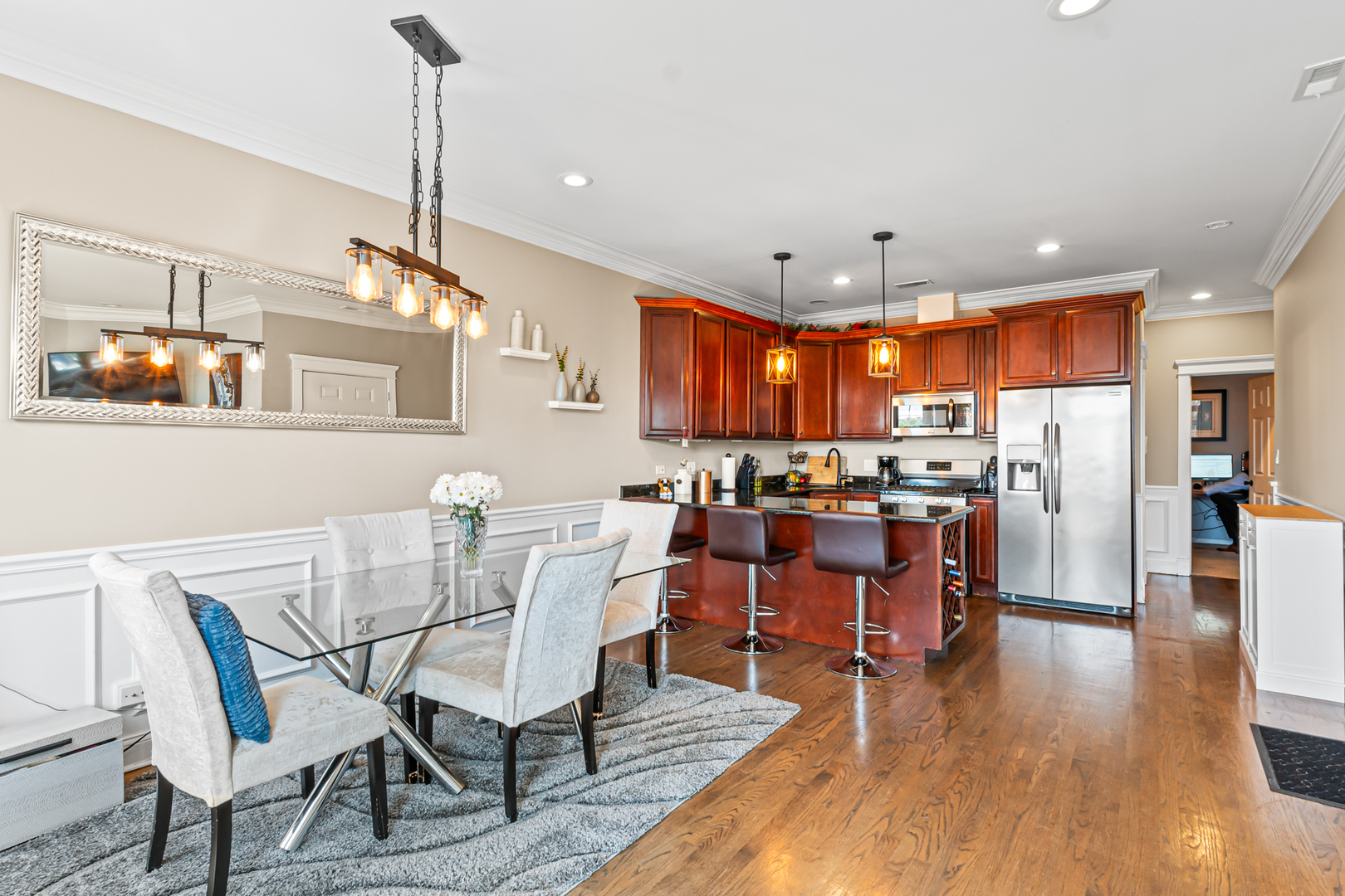 2248 W FOSTER Avenue Unit: 3