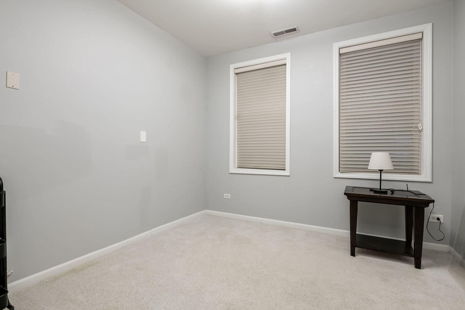 1955 W Melrose Street Unit: 1