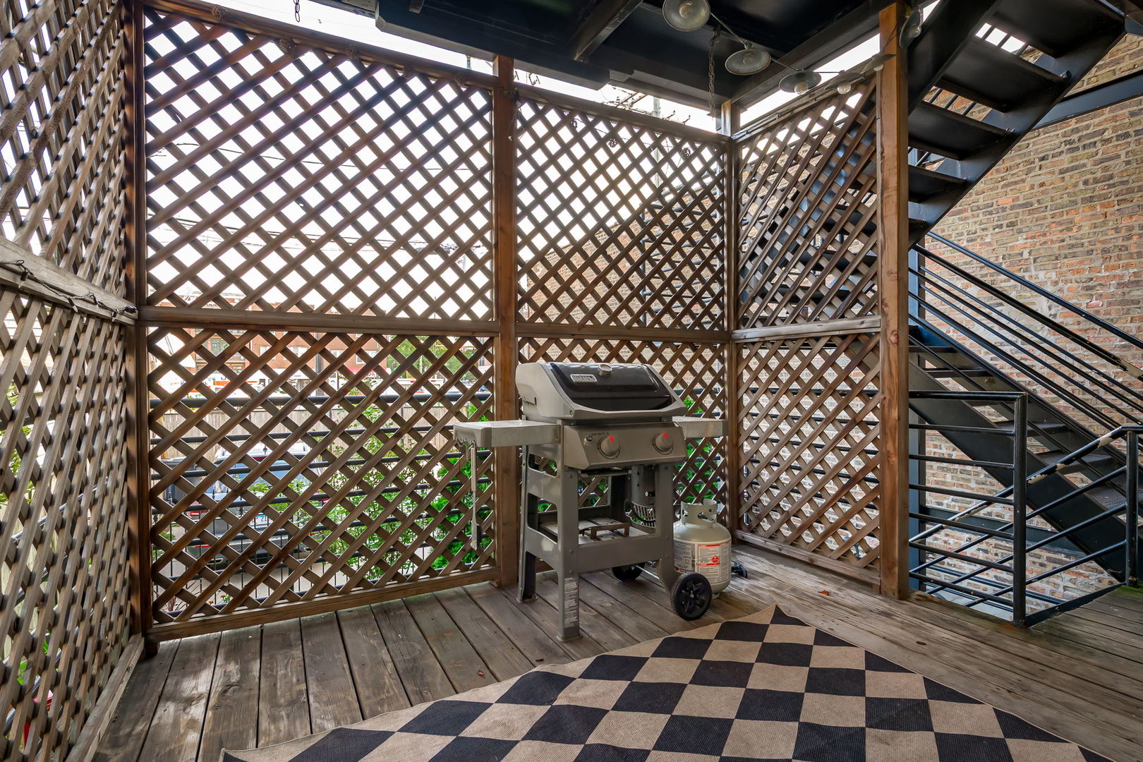 1955 W Melrose Street Unit: 1