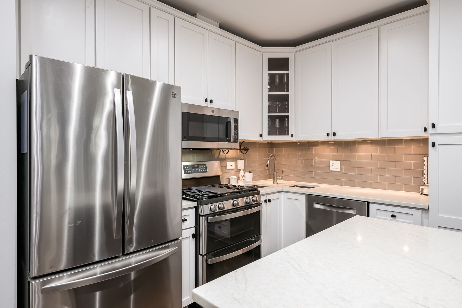 1955 W Melrose Street Unit: 1