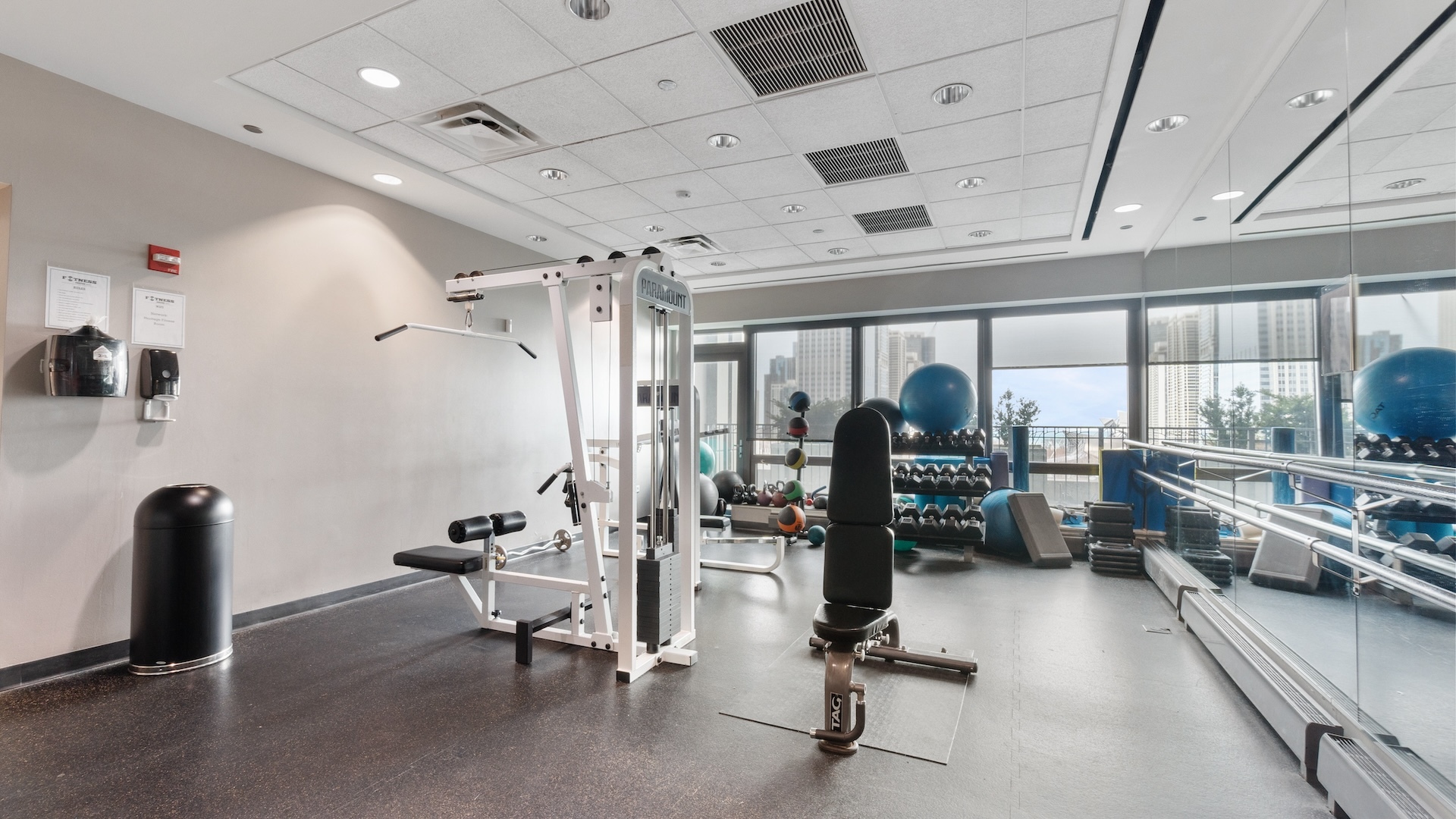 130 N Garland Court Unit: 3102