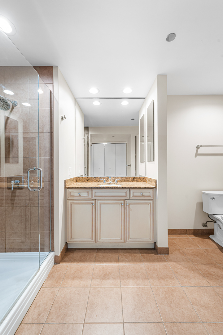 130 N Garland Court Unit: 3102