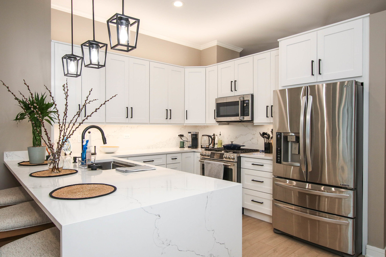 340 W Superior Street Unit: 1604