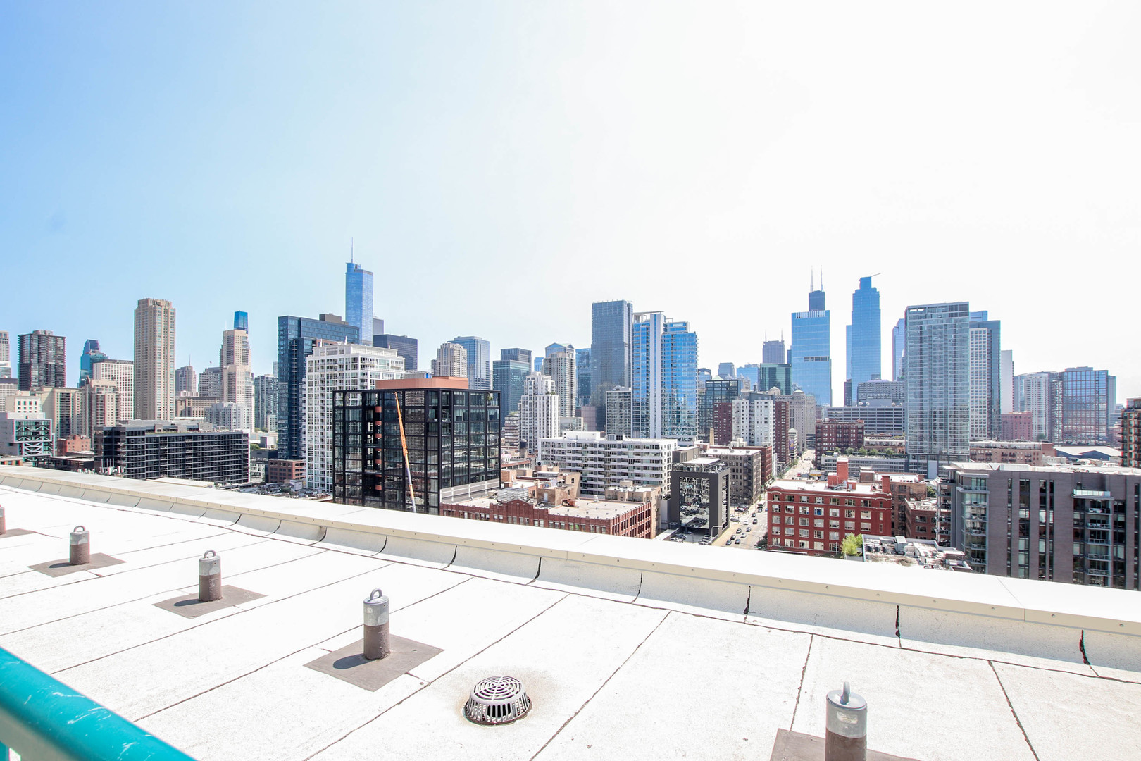340 W Superior Street Unit: 1604
