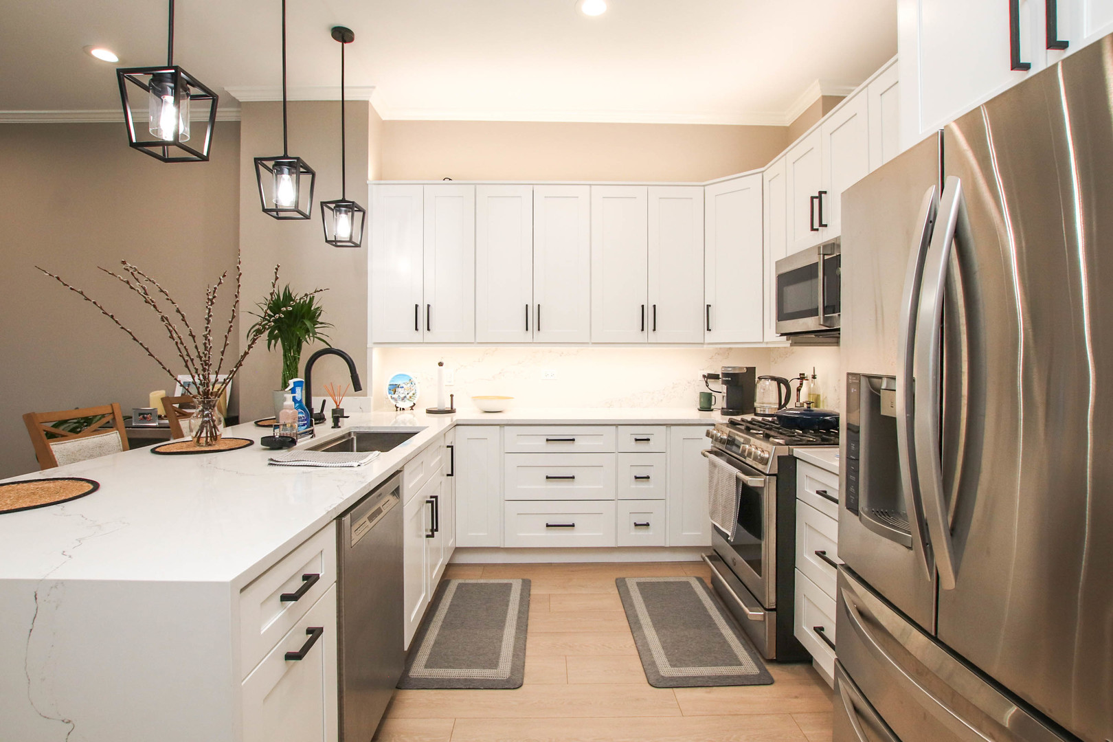 340 W Superior Street Unit: 1604